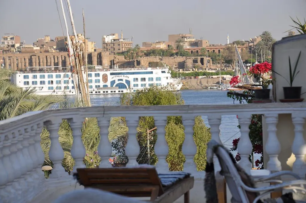 Villa Omar El Sharif Luxor Egypt